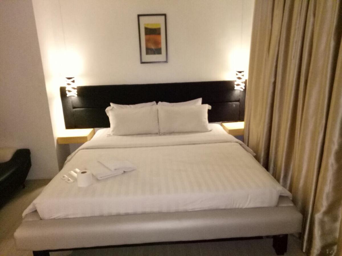 Dragonlink Suites @ Bel-Air Soho Makati City Kültér fotó